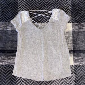 No Boundaries Heather Gray Crisscross Tee